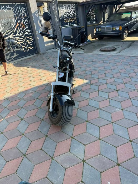 Vand scuter electric