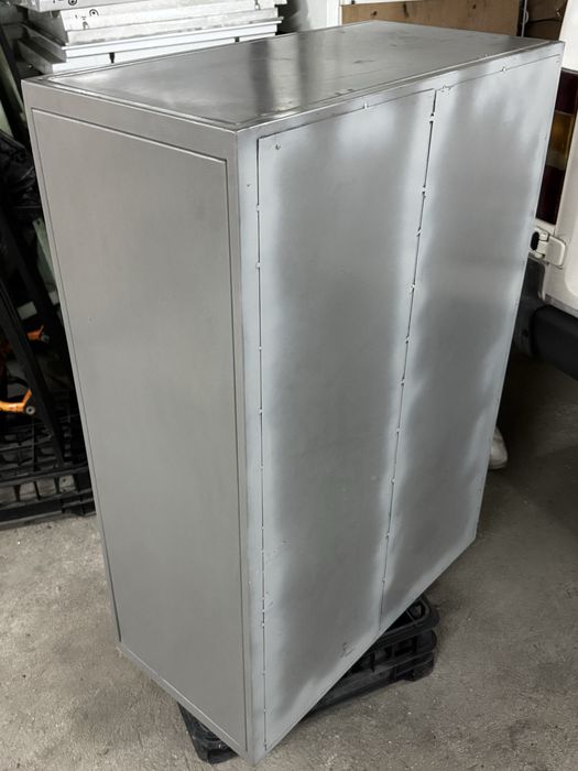 Метален шкаф стелаж за багаж за магазин със заключващи се отделения