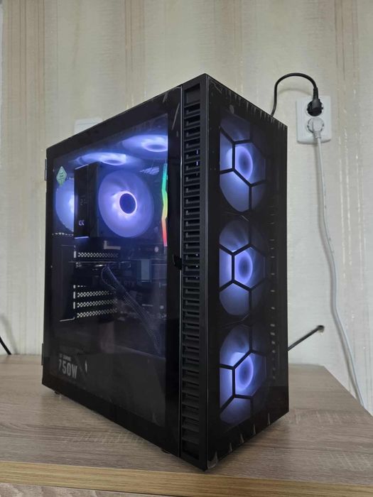 Gaming компютър подходящ за всякакви игри