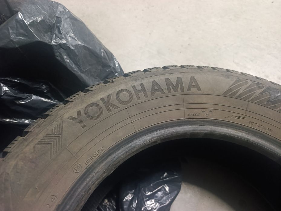 Продам шины YOKOHAMA