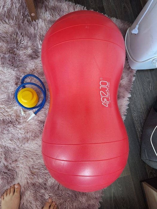 Minge fitness alune este nouă ,nefolosită!