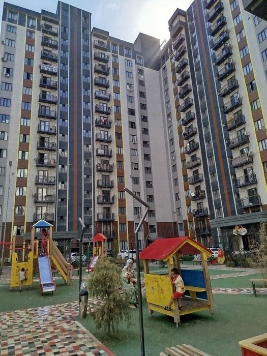 Уй сотилади квартира