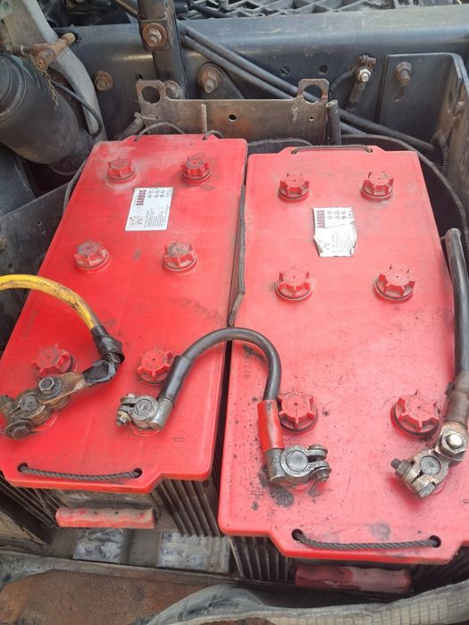 Продам б/у аккумуляторы