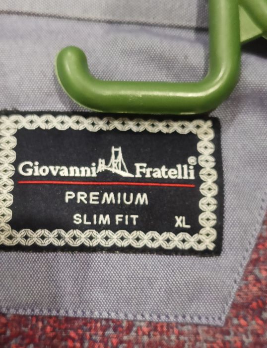 Продам костюм с рубашкой