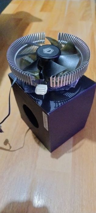 Cooler stoc ,pe aer .