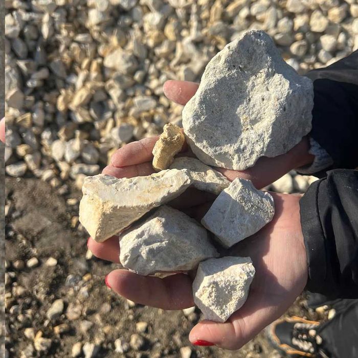 Agregate cu livrare – Cogealac | nisip, piatră, balast + utilaje