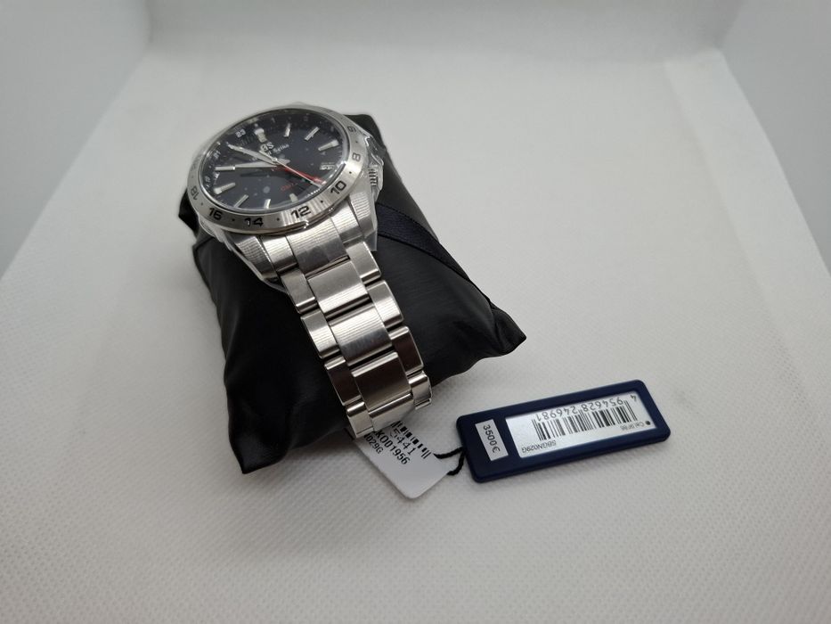 Grand Seiko 9F86 GMT