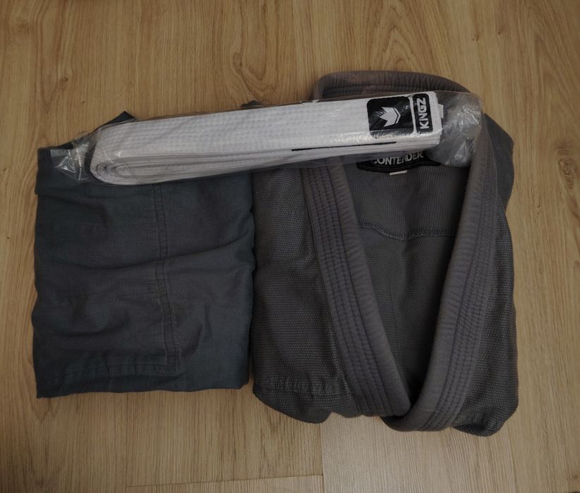 Кимоно для дзюдо/джиу-джитсу