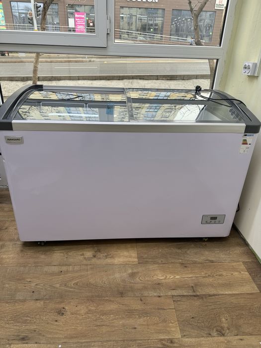 Продаю морозильник