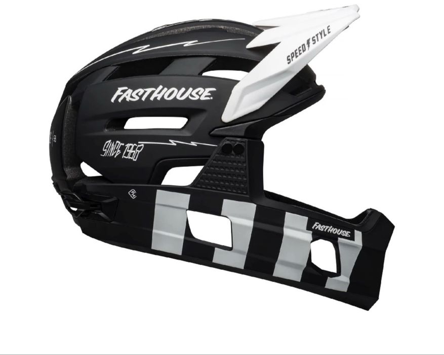 Мото и вело каска BELL