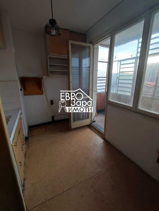 Продава се Тристаен апартамент в Стара Загора, Опълченски - 57 кв.м за 1308 €/кв.м - Снимка #6