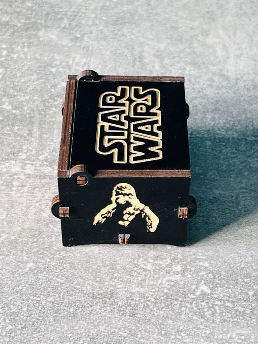 Музикална кутия Star Wars с манивела