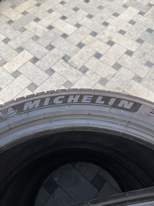 Michelin 275/40/22 ideal xolatda aybi yo zeekr 001 ga zor tuwadi