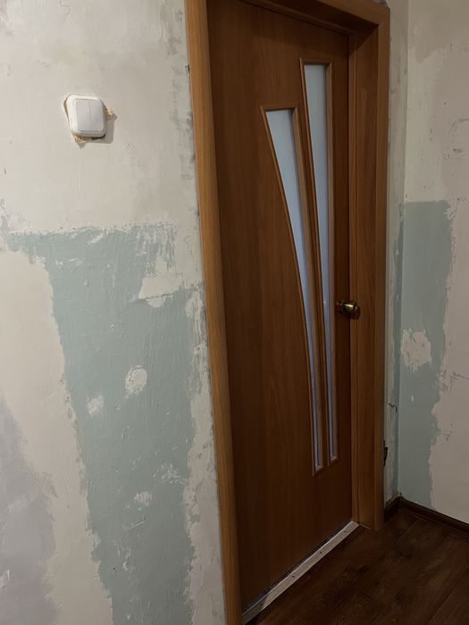 Продам межкомнатные двери б/у