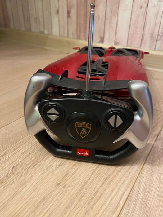 mașină cu telecomandă lamborghini aventador