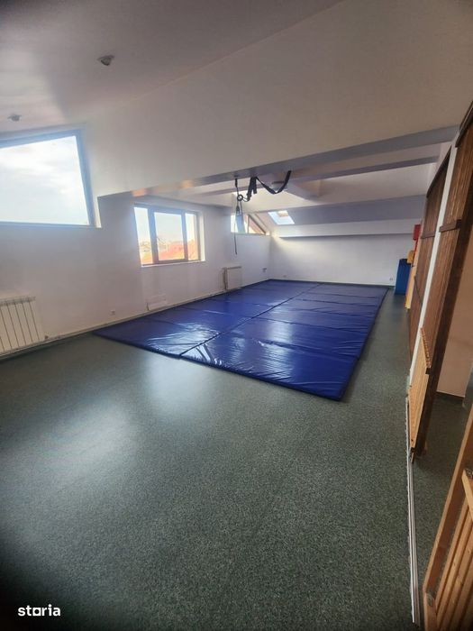 Nou | Casă Impecabilă| 6 Camere | Otopeni Central