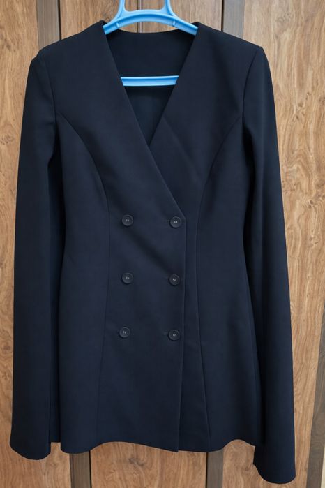 Стильное чёрное платье-пиджак, размер M