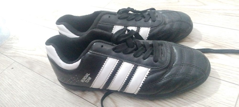 Сороконожки адидас