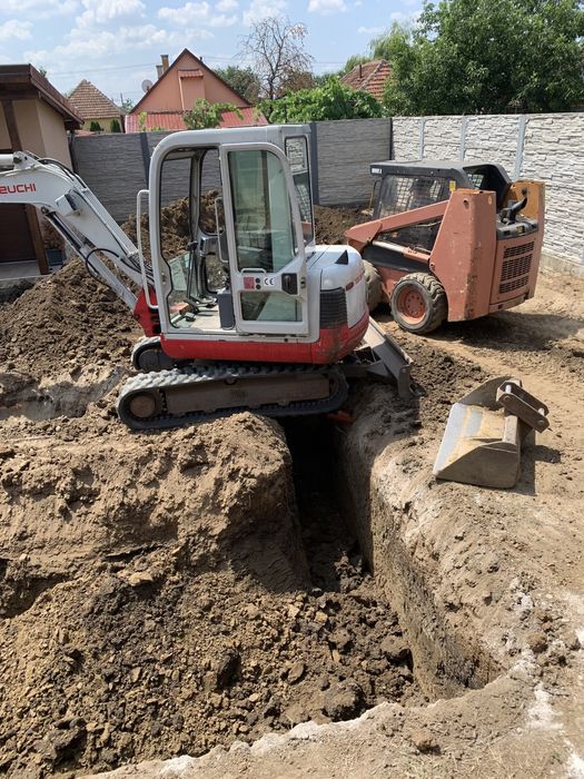 Inchiriere Mini-Excavator sapaturi fundatii. Demolari. Moloz. Picamer