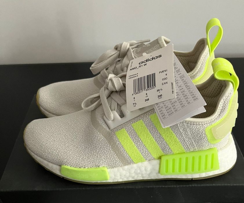 Adidas dama noi.