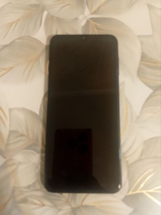 Продам телефон Самсунг м33