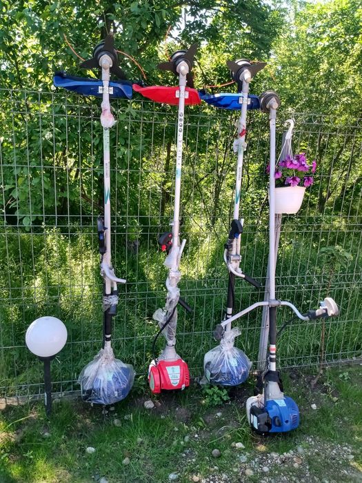 Motocoasa cu motor in 4 timpi