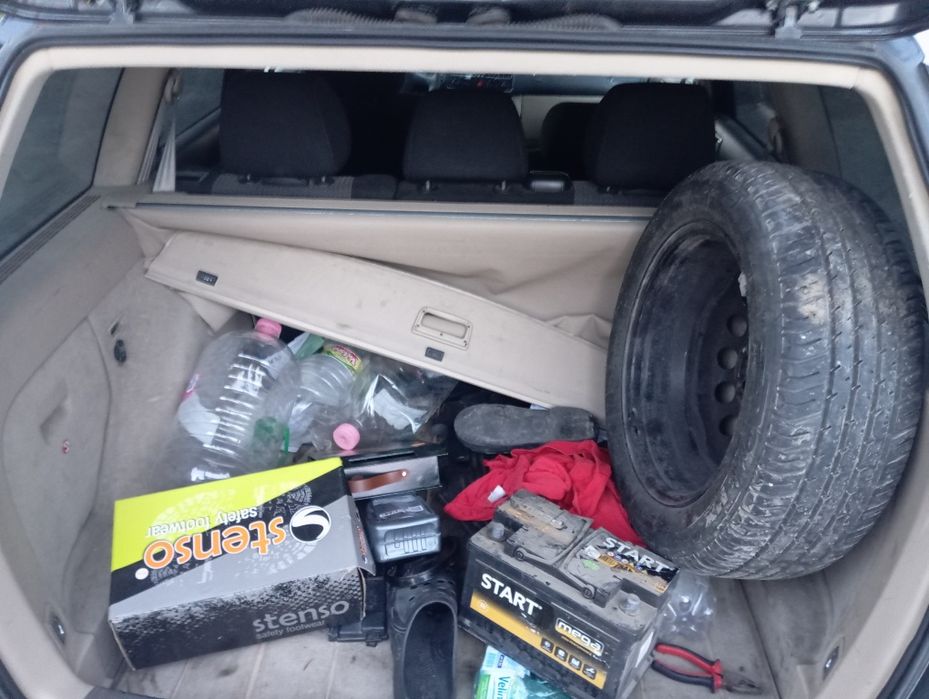 Продавам VW BORA 2.3 150 На части