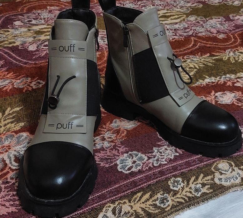 Продаются ботинки женские