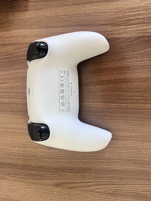 Продам DualSense