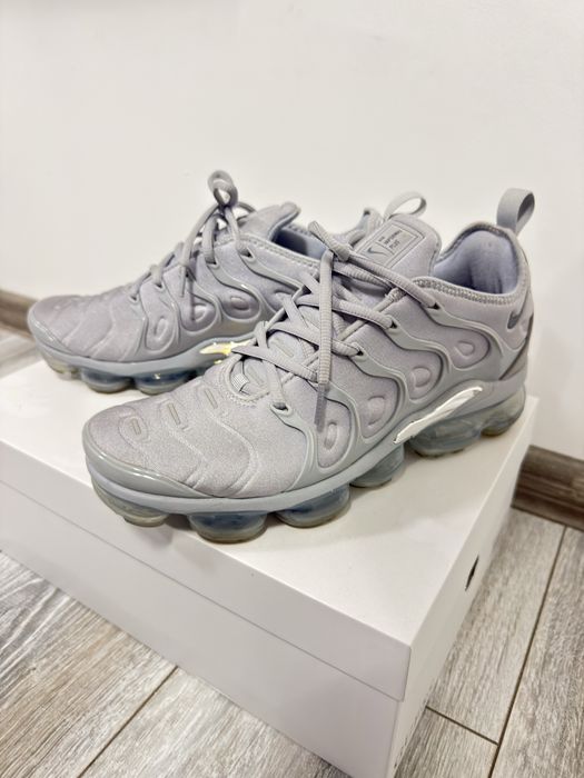 Мъжки маратонки Vapormax plus