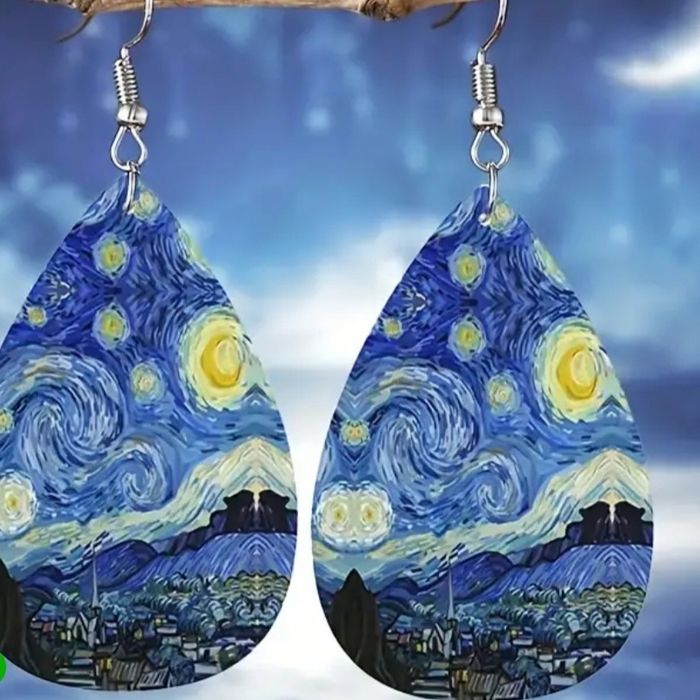 Нови бижута по три лева, обеци, колиета