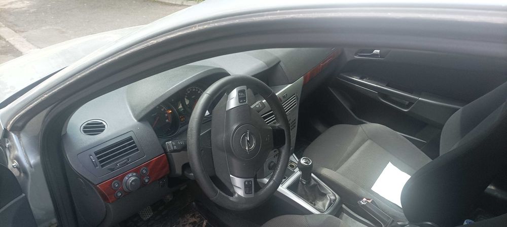 OPEL Astra 2012 — imagine 2