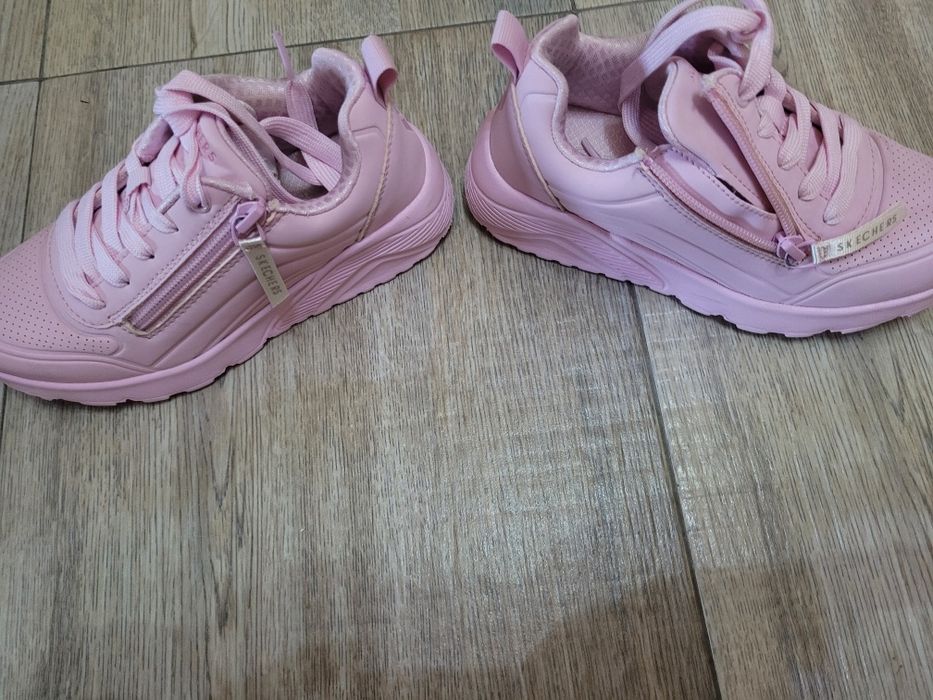 Маратонки Skechers