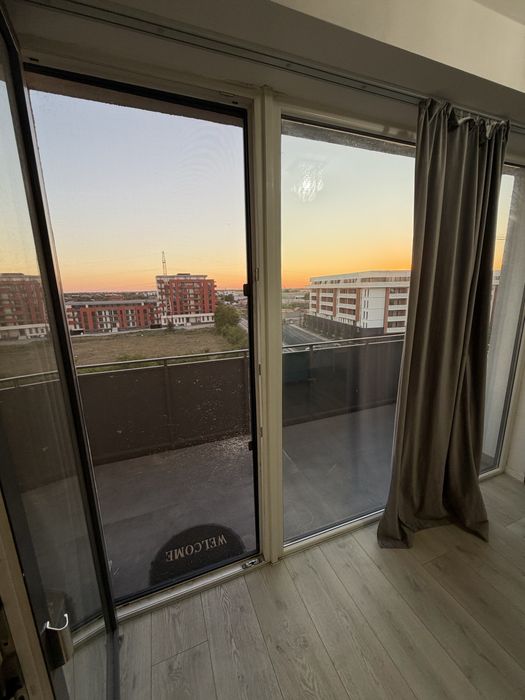 Inchiriez apartament cu 2 camere