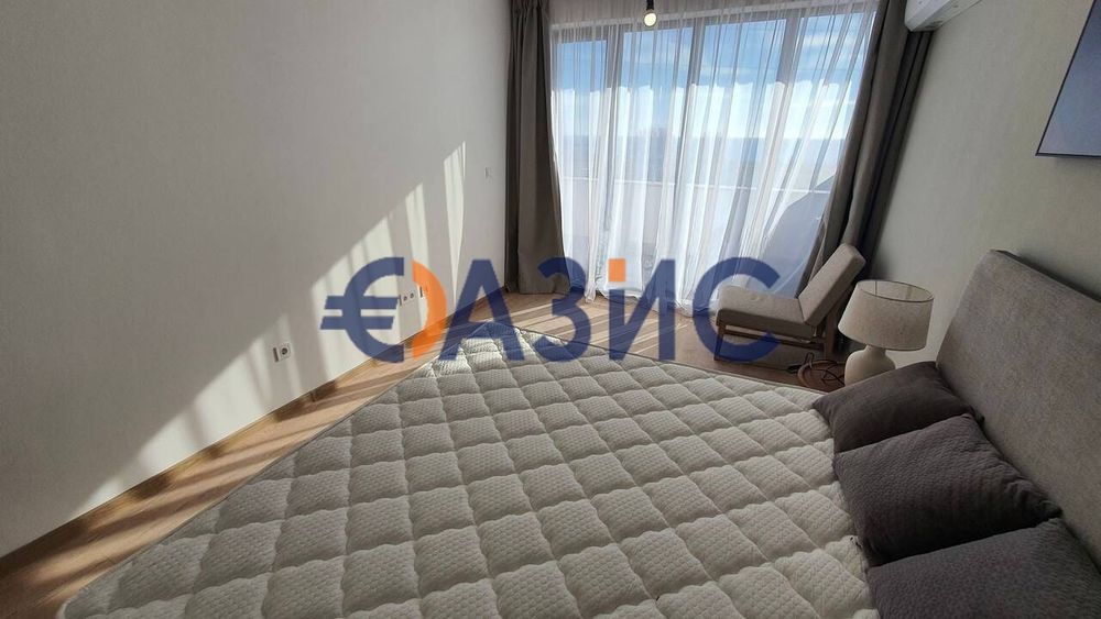 Напълно обзаведен апартамент с морска гледка в комплекс „Sole Mare“,