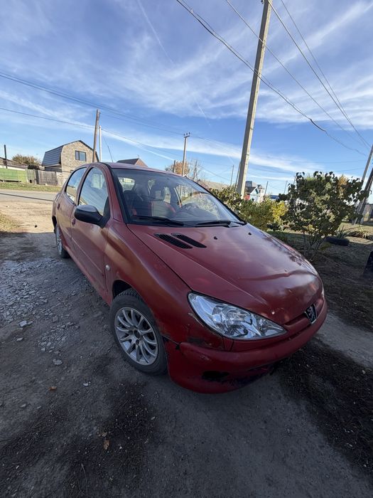 Продам автомобиль Peugeot 206