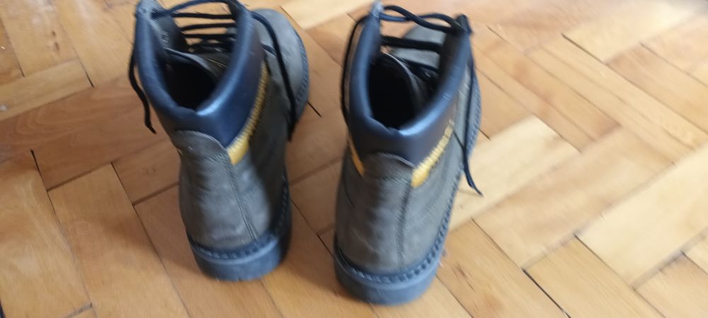 Работни ботуши caterpilar