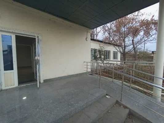 Продаётся здание,  Сергелийский район 1300 м2