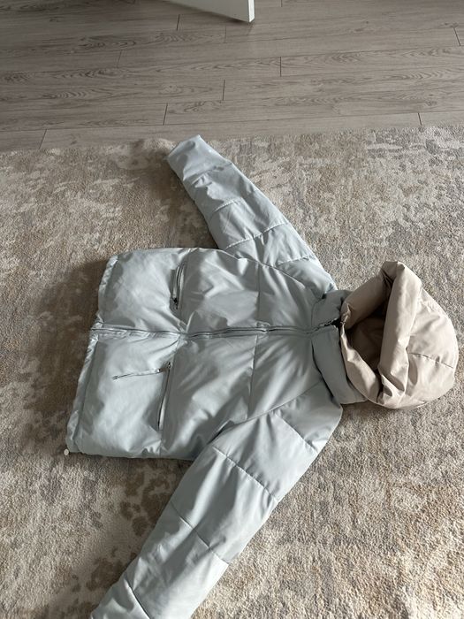 Продам зимнмй пуховик