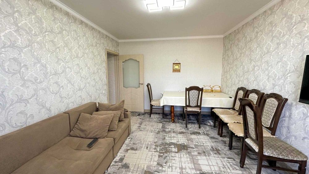 С ремонтом 4 ком Екатерина Империя