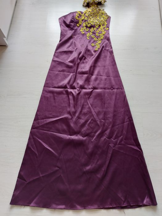 официални рокли         .