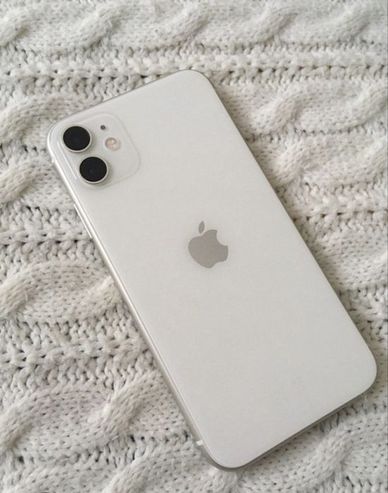 Продам  айфон 11