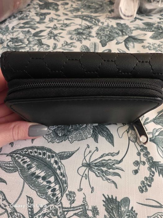 Дамско портмоне ново