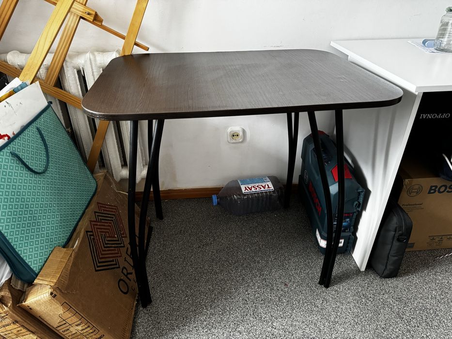 Продам кухонный стол