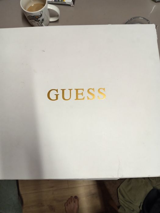 Апрески  Guess Umme FLFUMM