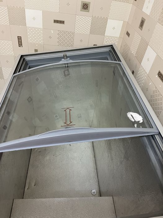 Морозильник большой