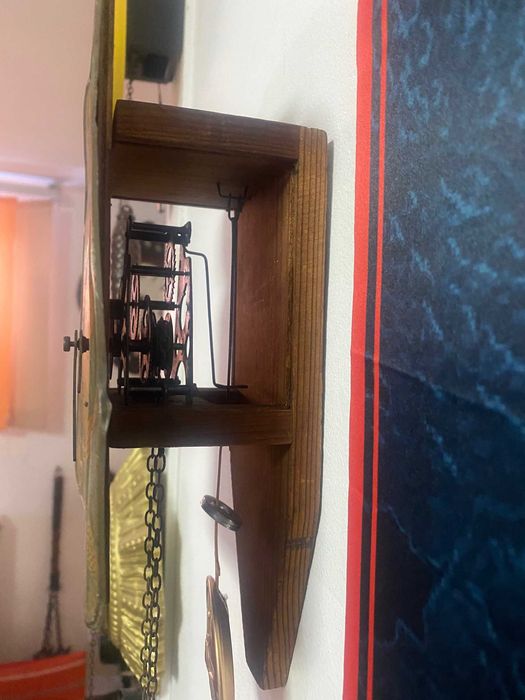 ceas de perete cu pendul majak