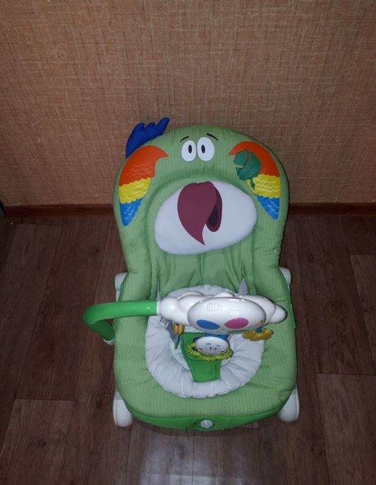 Шезлонг детский chicco