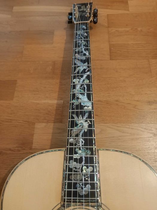 Невероятна лютиерска акустична китара - много рядка