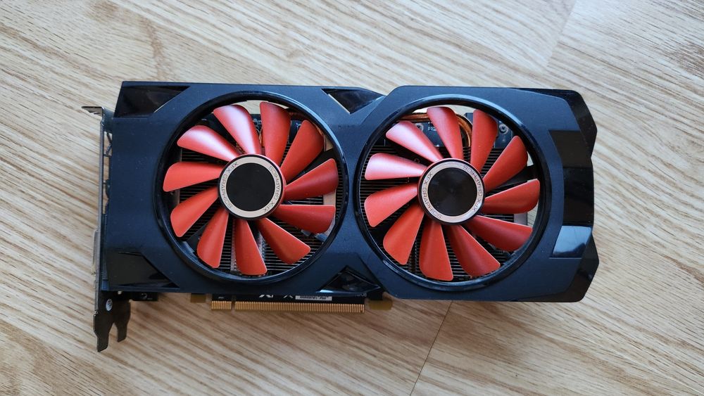 Placa video gaming AMD XFX RX 570 4GB GDDR5